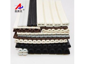 自粘（zhān）門窗密封條